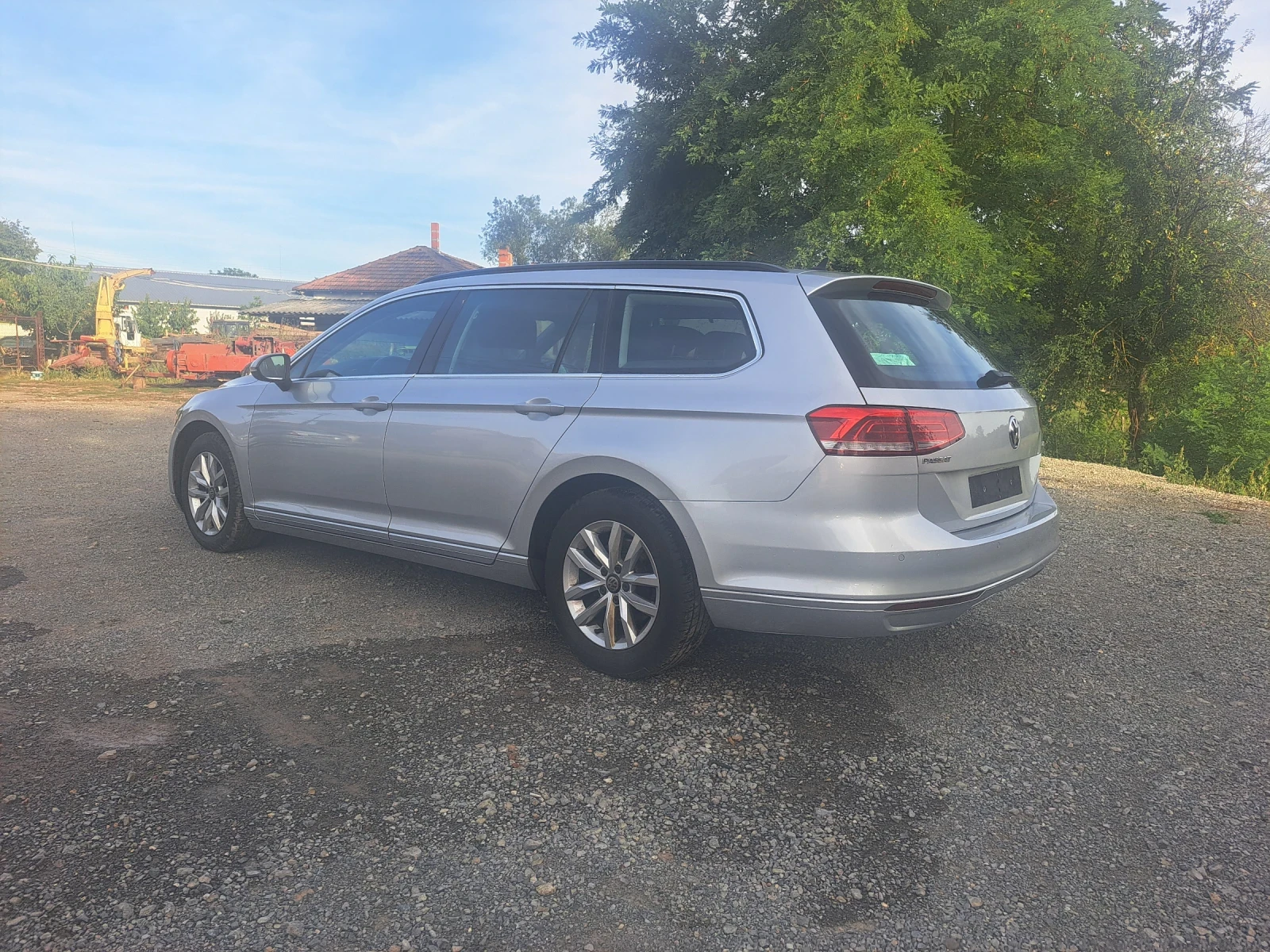 VW Passat  - изображение 7