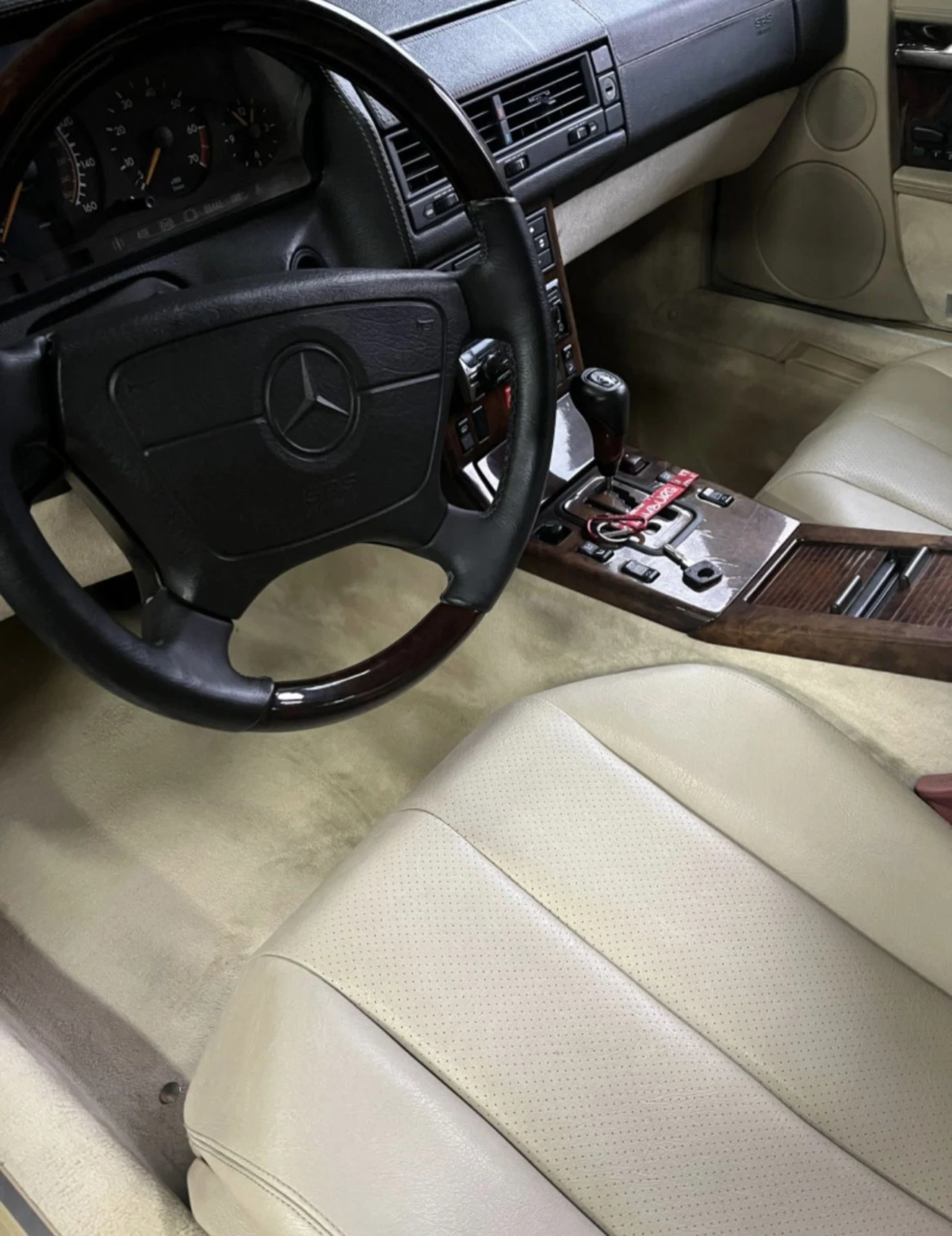 Mercedes-Benz SL 600  - изображение 7