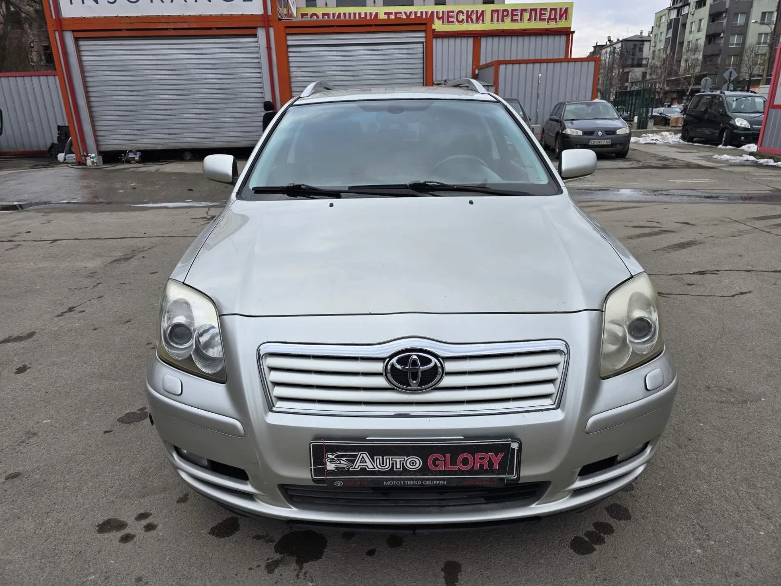 Toyota Avensis 2.0 BENZ - изображение 3