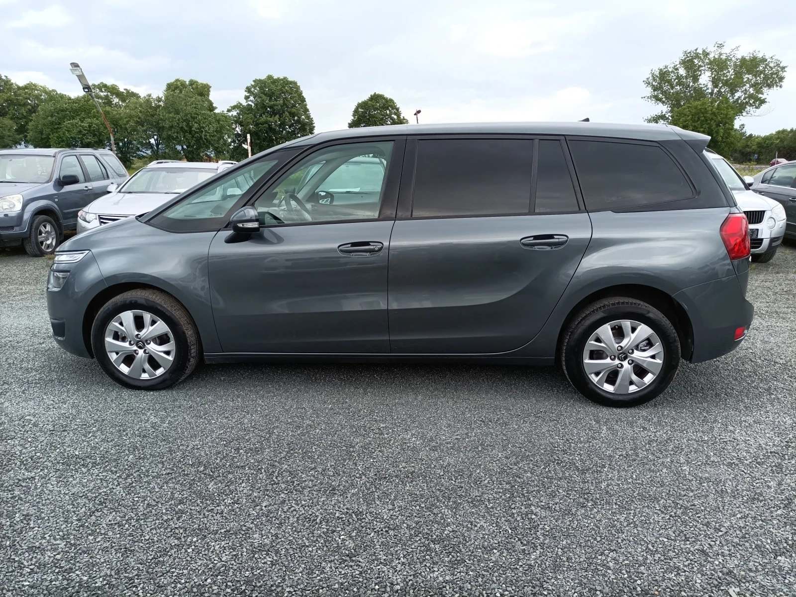 Citroen Grand C4 Picasso 1.6hdi - изображение 8