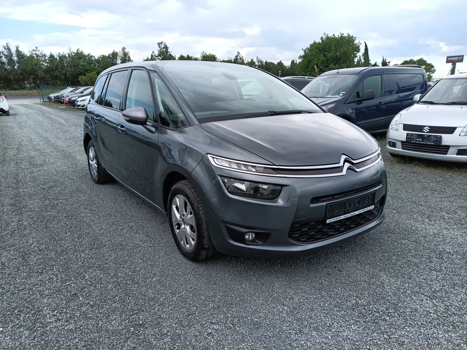 Citroen Grand C4 Picasso 1.6hdi - изображение 3