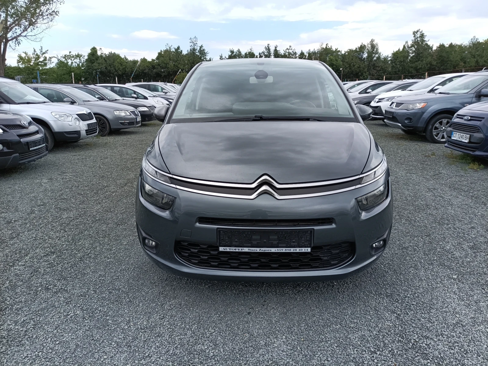 Citroen Grand C4 Picasso 1.6hdi - изображение 2