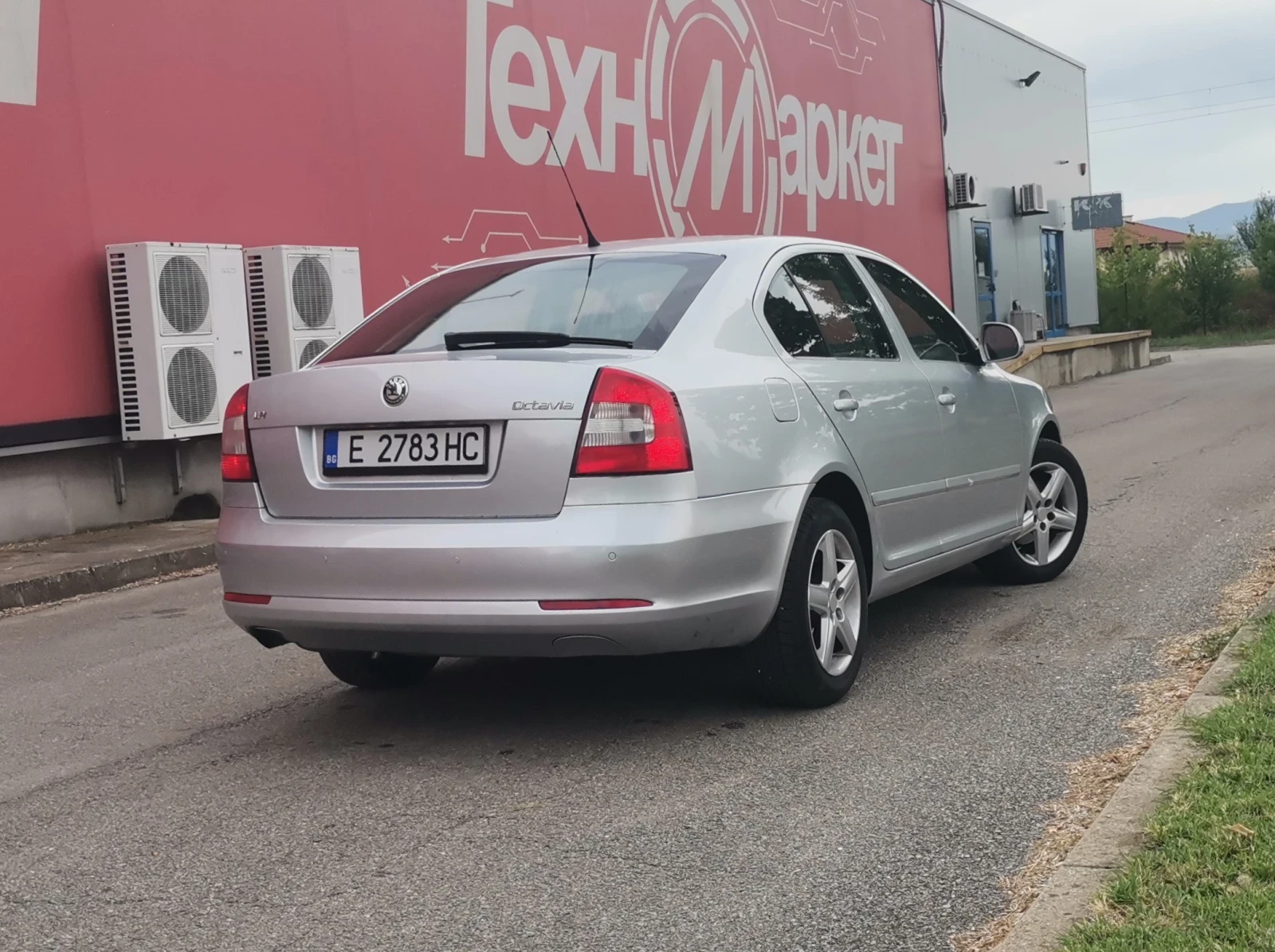 Skoda Octavia 1.6 MPI - изображение 4