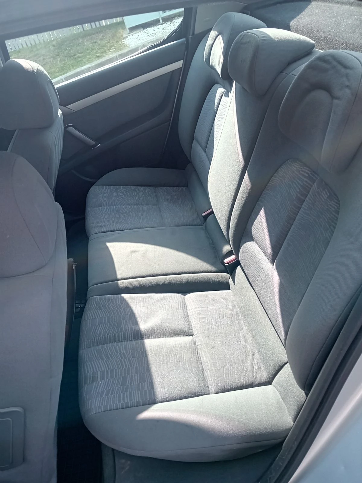 Peugeot 407 1.6 HDI | Mobile.bg   11