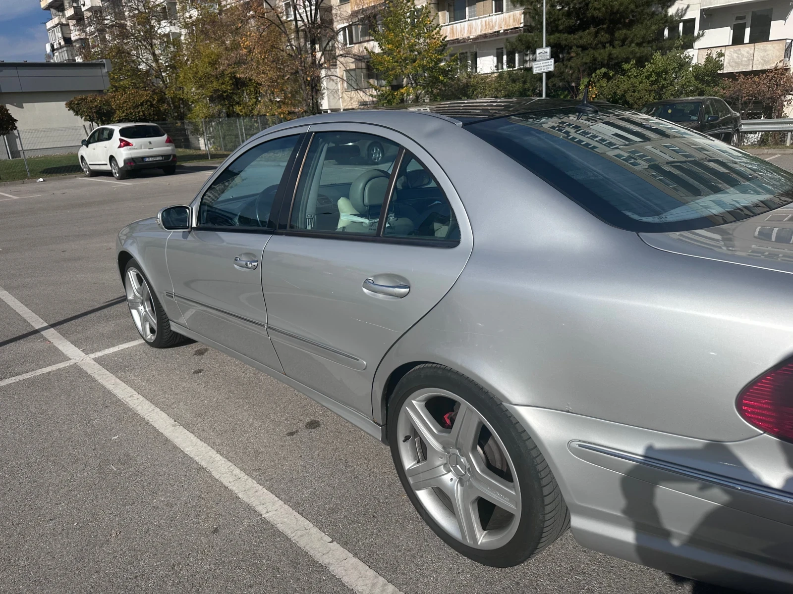 Mercedes-Benz E 500  - изображение 3