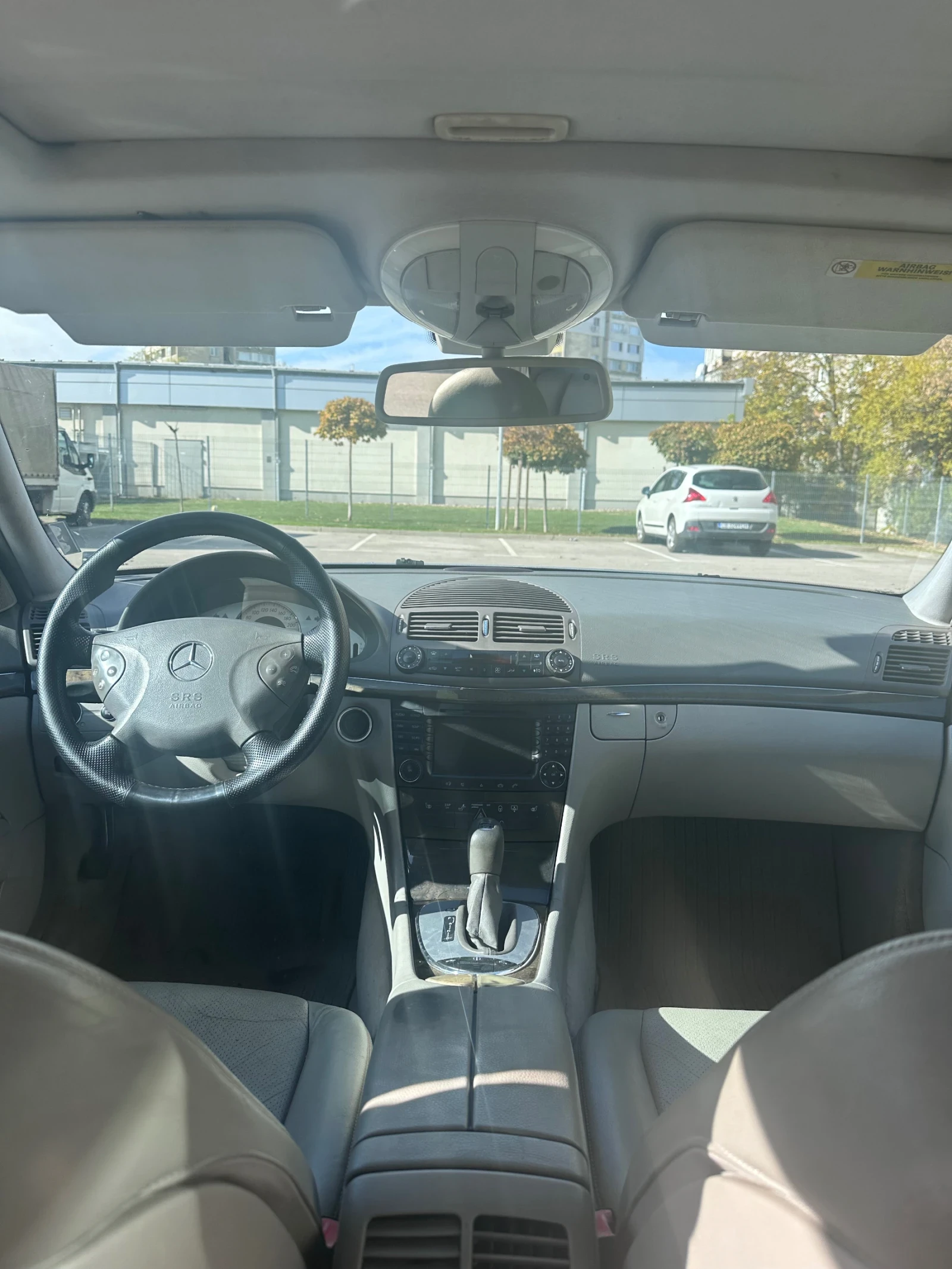 Mercedes-Benz E 500  - изображение 6