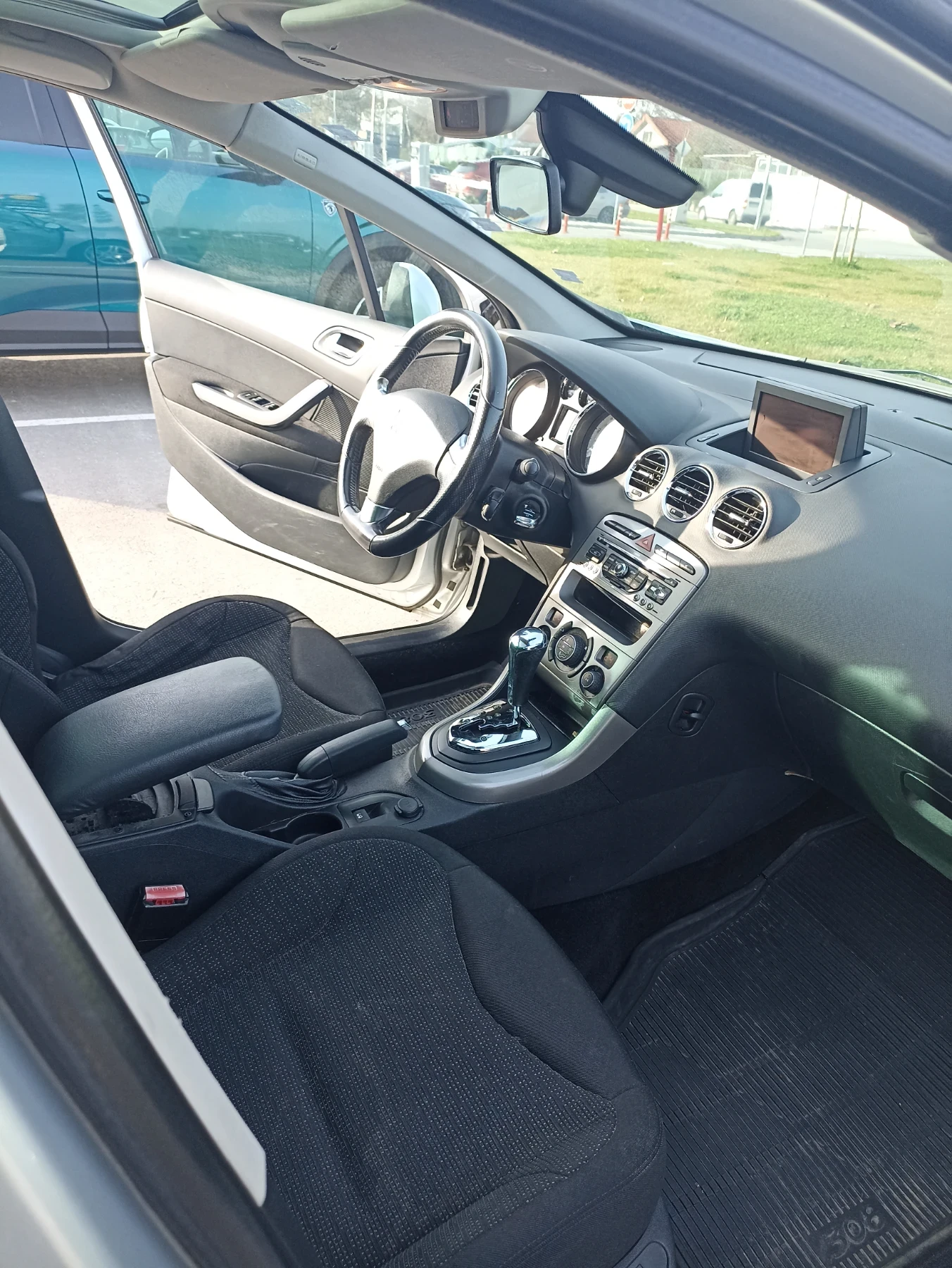 Peugeot 308 SW - изображение 9