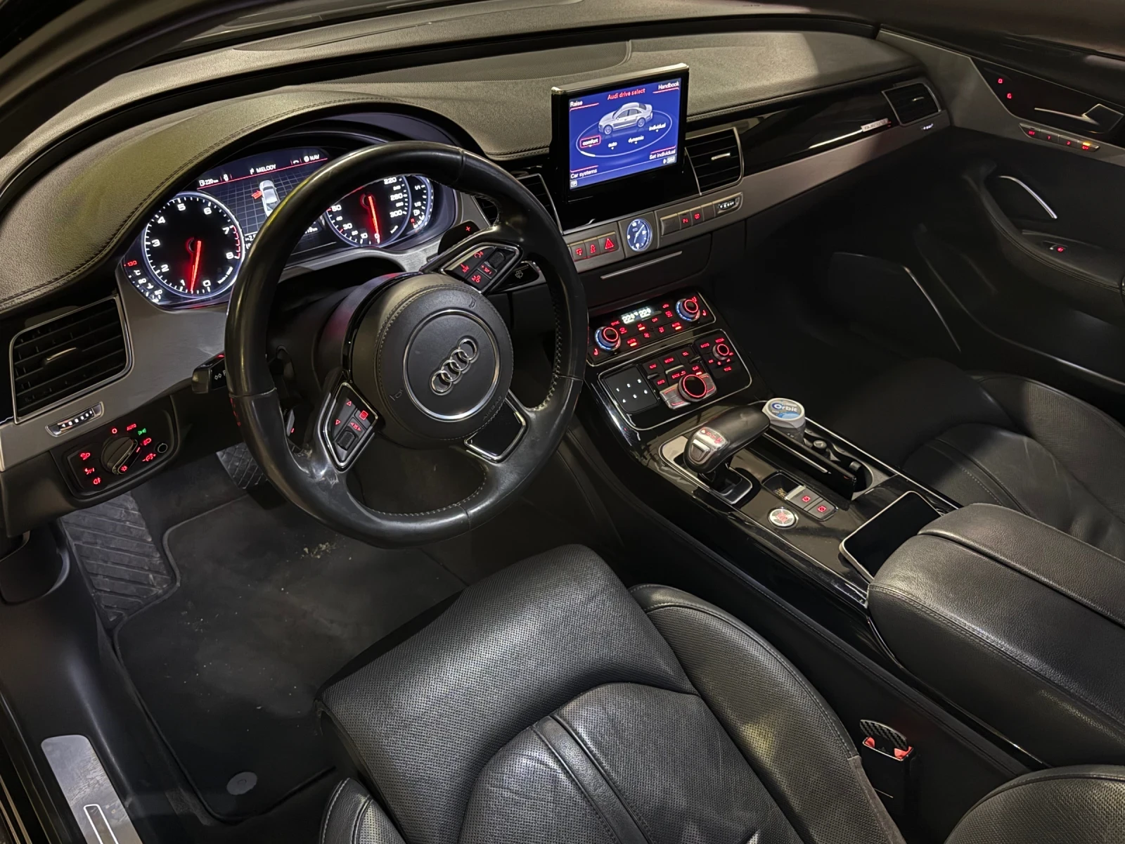 Audi A8 4.2 - изображение 7