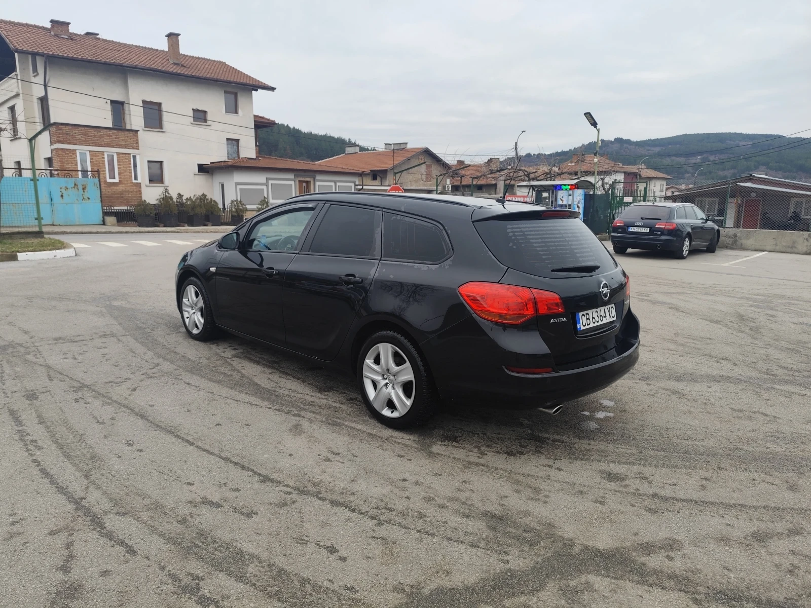 Opel Astra J - изображение 7
