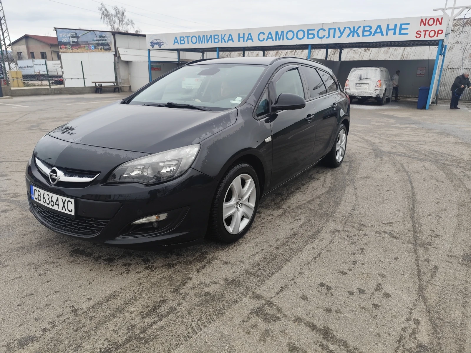 Opel Astra J - изображение 2