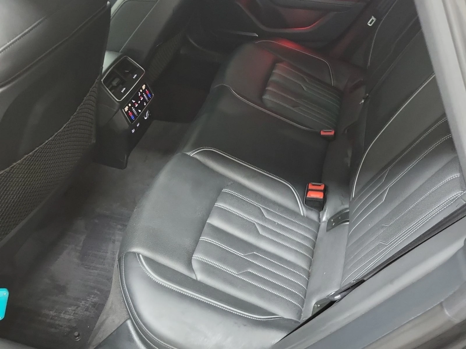 Audi A7 TECHNIK АВТО КРЕДИТ, снимка 13 - Автомобили и джипове - 53972205