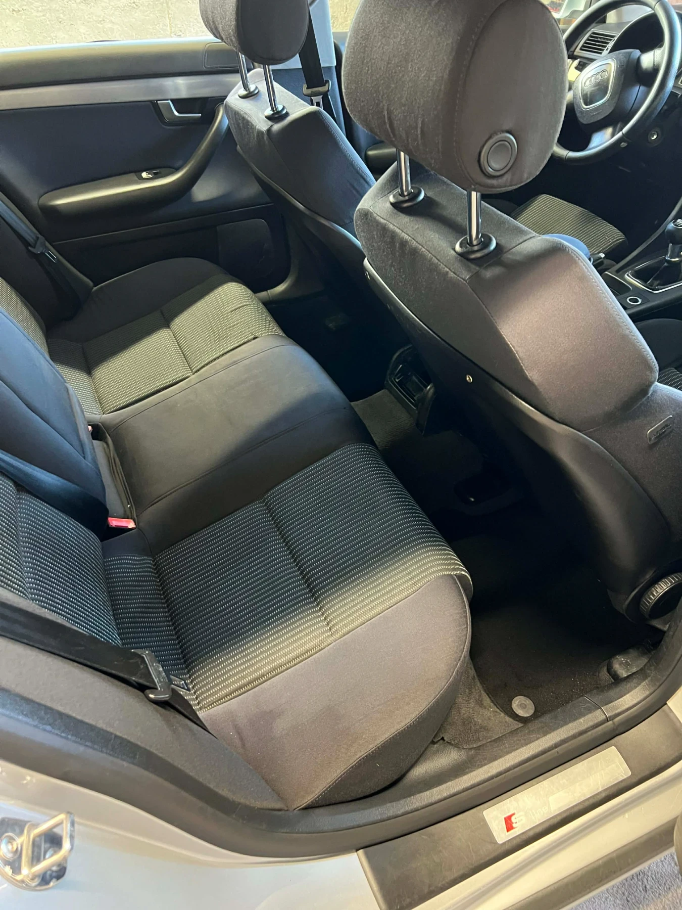 Audi A4, снимка 7 - Автомобили и джипове - 54260057