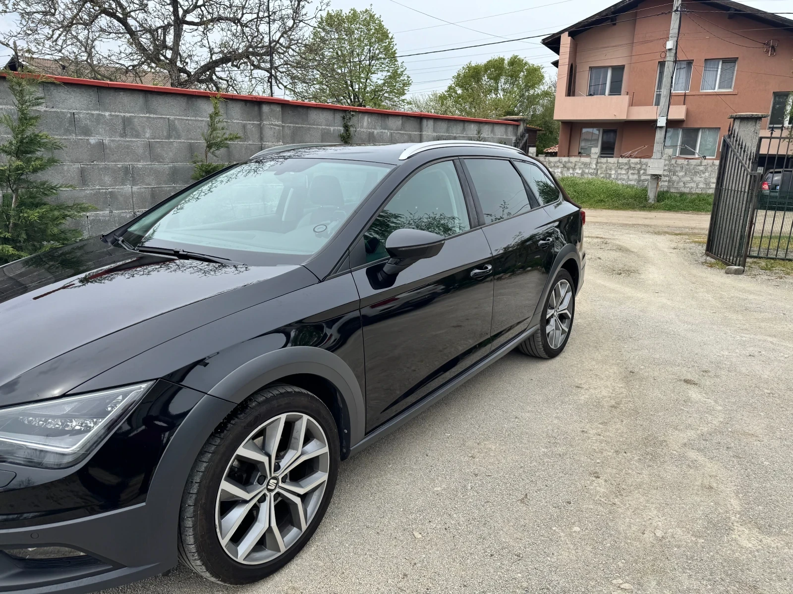 Seat Leon X- perience, снимка 6 - Автомобили и джипове - 54270585