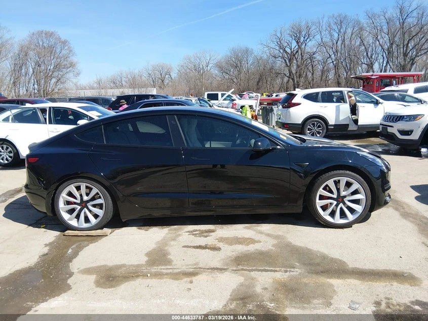 Tesla Model 3 Mid Range RWD, снимка 13 - Автомобили и джипове - 54323127