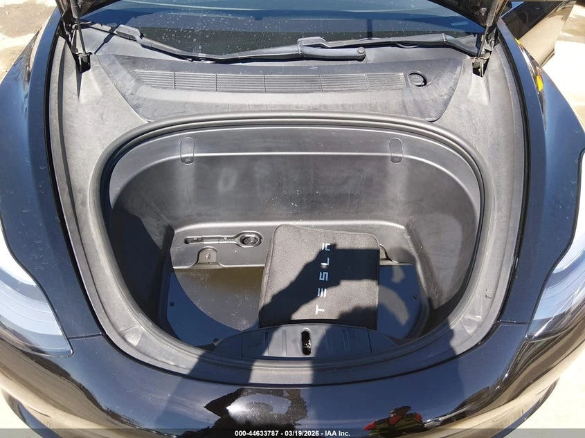 Tesla Model 3 Mid Range RWD, снимка 10 - Автомобили и джипове - 54323127