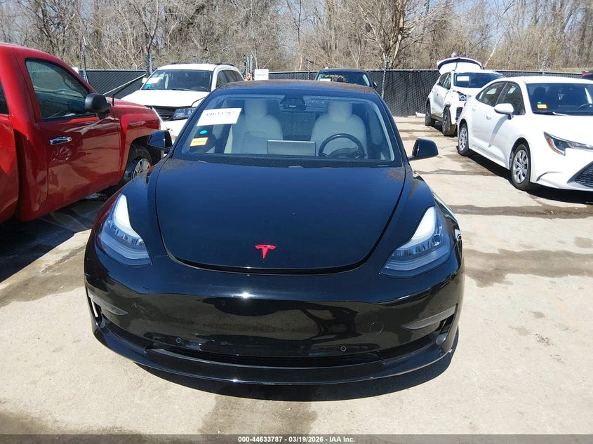 Tesla Model 3 Mid Range RWD, снимка 12 - Автомобили и джипове - 54323127