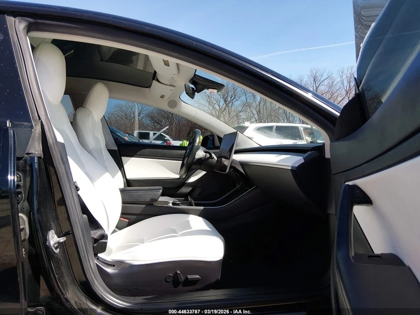 Tesla Model 3 Mid Range RWD, снимка 5 - Автомобили и джипове - 54323127