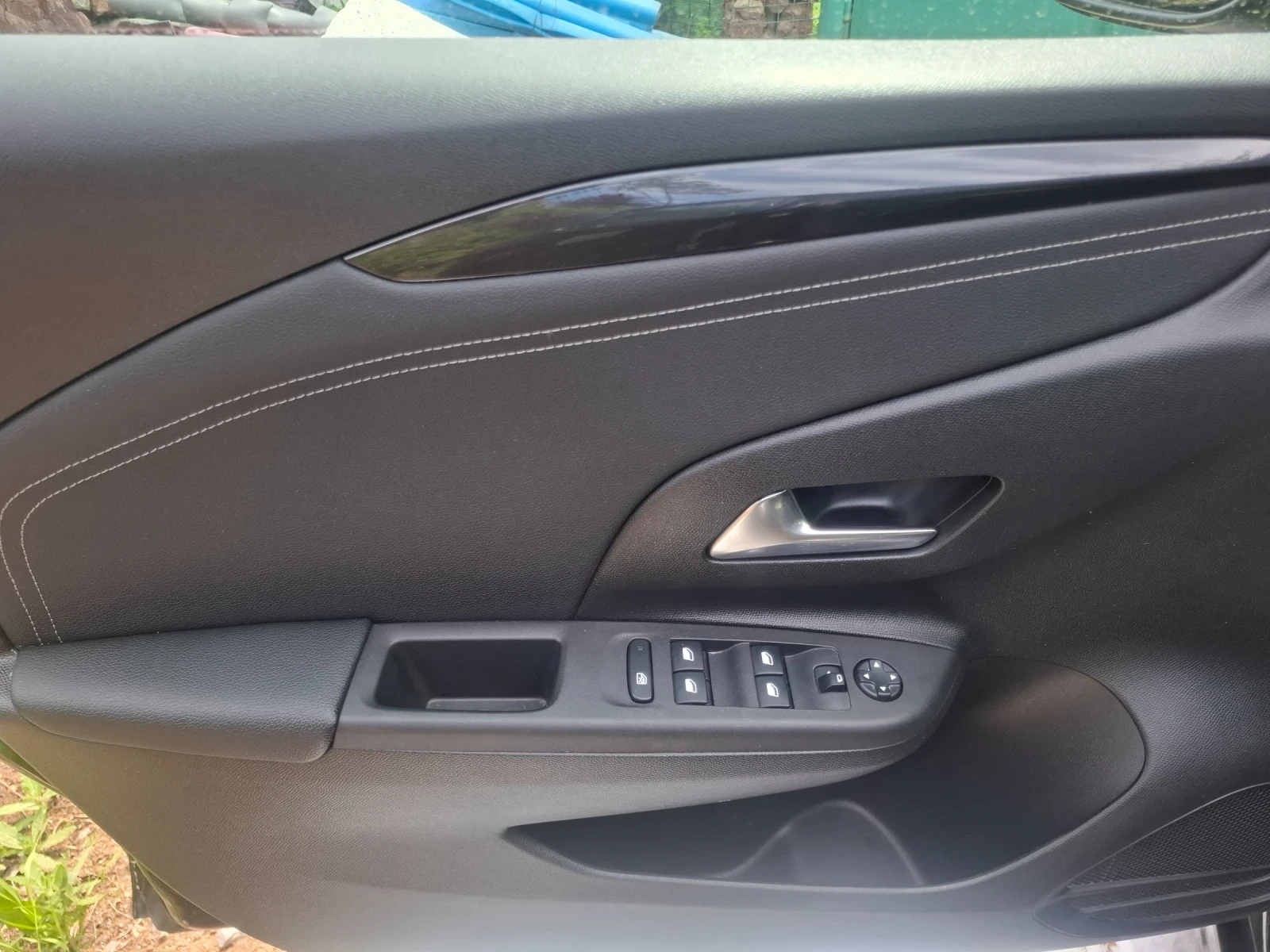 Opel Corsa, снимка 11 - Автомобили и джипове - 54549335