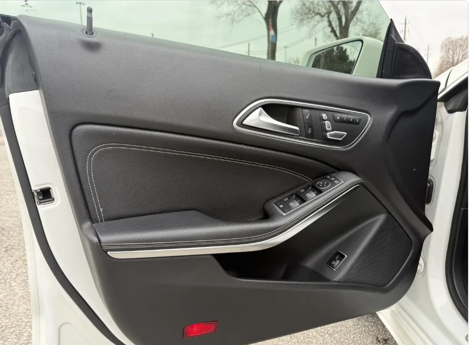 Mercedes-Benz CLA 250 AMG Package * 4 Matic * АвтоКредит* (ЦЕНА ДО БГ), снимка 15 - Автомобили и джипове - 54566725