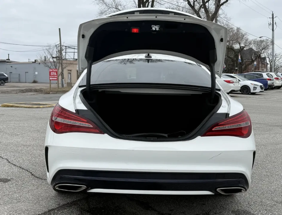 Mercedes-Benz CLA 250 AMG Package * 4 Matic * АвтоКредит* (ЦЕНА ДО БГ), снимка 7 - Автомобили и джипове - 54566725