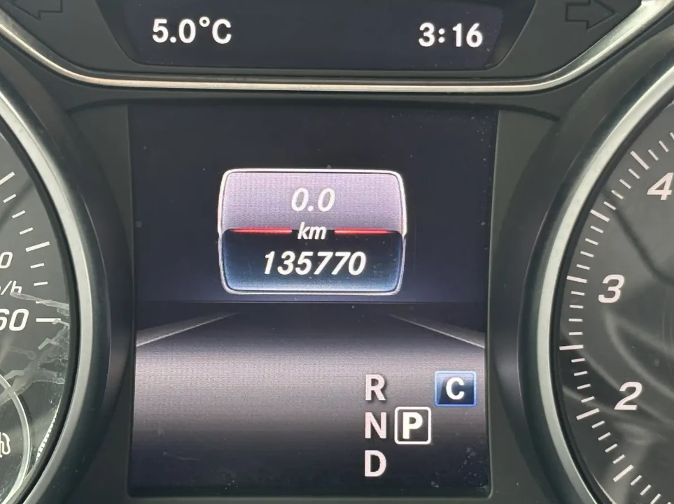 Mercedes-Benz CLA 250 AMG Package * 4 Matic * АвтоКредит* (ЦЕНА ДО БГ), снимка 10 - Автомобили и джипове - 54566725
