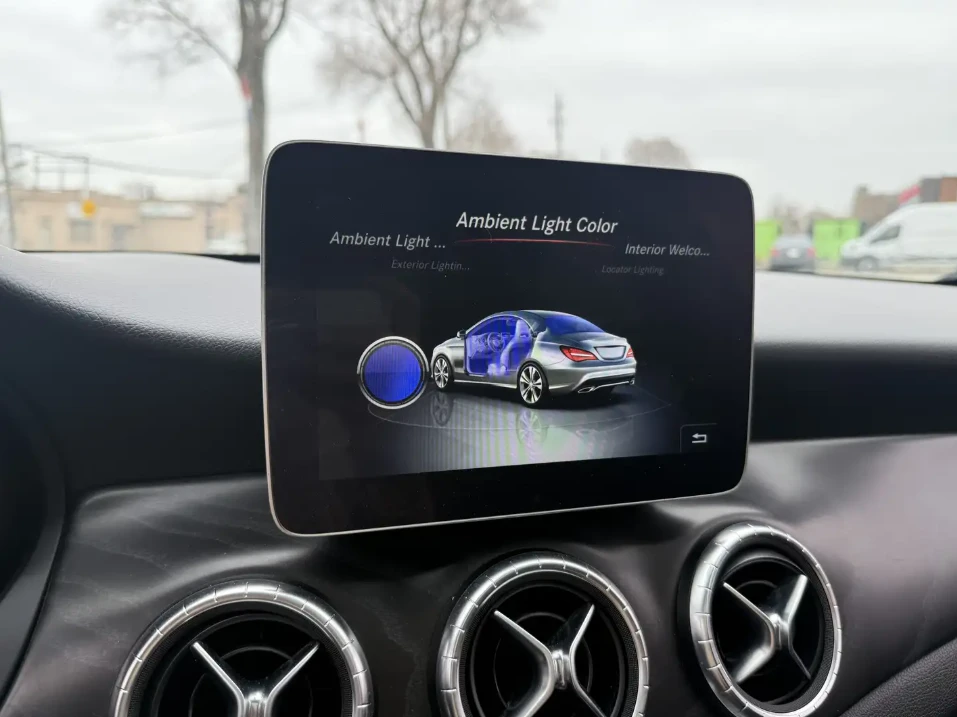 Mercedes-Benz CLA 250 AMG Package * 4 Matic * АвтоКредит* (ЦЕНА ДО БГ), снимка 14 - Автомобили и джипове - 54566725