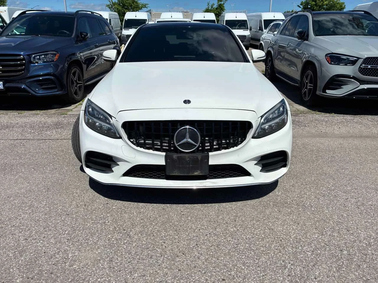 Mercedes-Benz C 300 4MATIC/ПАНОРАМА/ПОДГРЕВИ/OT MERCEDES, снимка 2 - Автомобили и джипове - 54977244