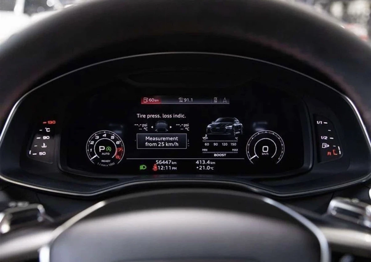Audi Rs7 4.0T * БЕЗ ИНЦИДЕНТИ * СЕРВИЗНА ИСТОРИЯ * 56К КМ *, снимка 8 - Автомобили и джипове - 55098989