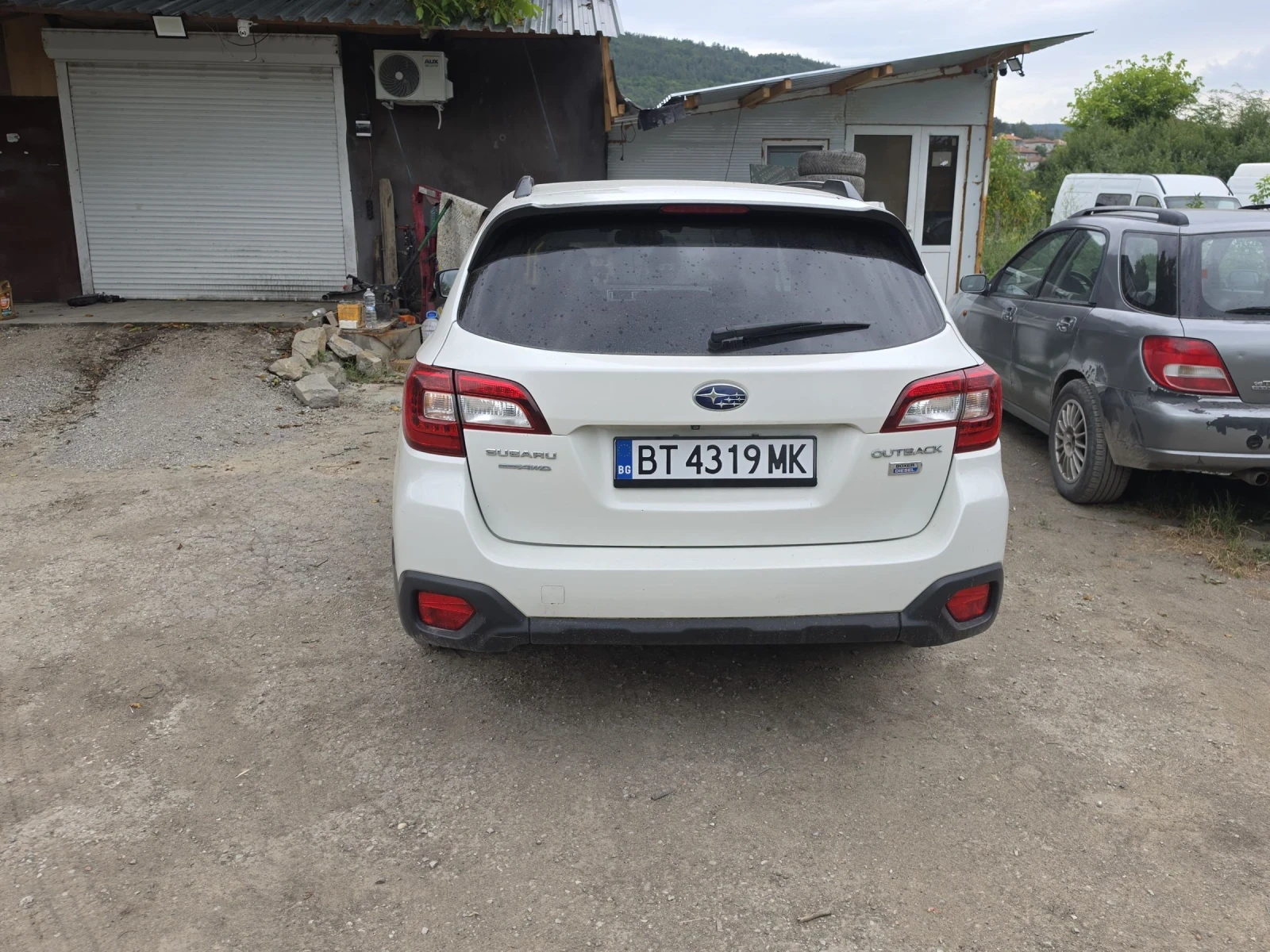 Subaru Outback 2.0 D, снимка 5 - Автомобили и джипове - 55387669