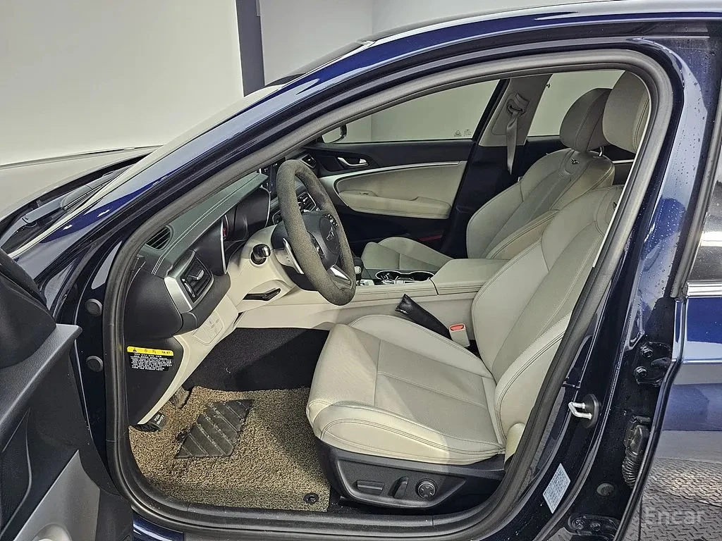 Genesis G70 2.0T* ПОДГРЕВ* КАМЕРА* НАВИ* АВТОКРЕДИТ* , снимка 7 - Автомобили и джипове - 55976807
