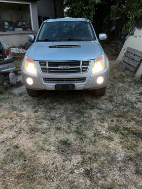  Isuzu D-max