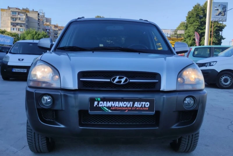 Hyundai Tucson 2.0CRD 4X4 , снимка 7 - Автомобили и джипове - 46718474