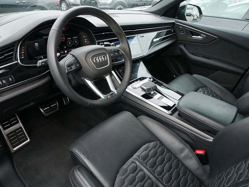 Audi RSQ8 = Ceramic Brakes= Carbon Interior Гаранция, снимка 6 - Автомобили и джипове - 47367415