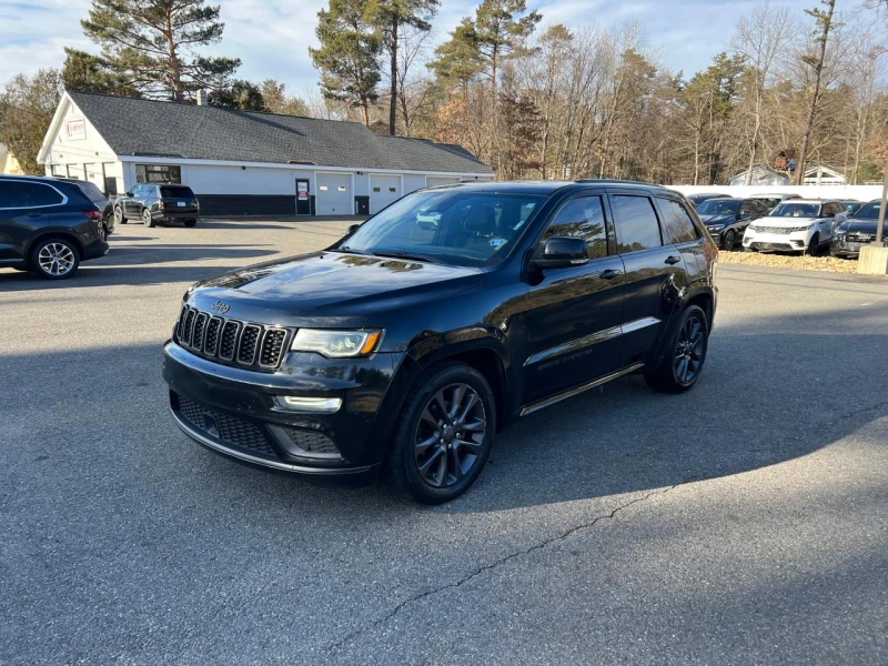 Jeep Grand cherokee OVERLAND* PARK ASSIST* KEYLESS* PANO* NAVI, снимка 2 - Автомобили и джипове - 48603161