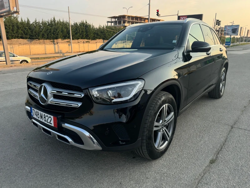 Mercedes-Benz GLC 300 de 4MATIC plug-in ХИБРИД, снимка 2 - Автомобили и джипове - 51897450