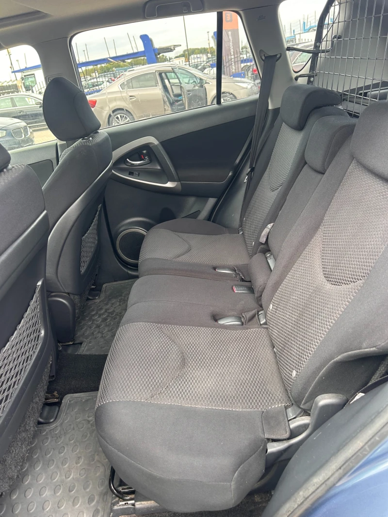 Toyota Rav4 2.0i AVTOMAT 4X4 EURO 4, снимка 11 - Автомобили и джипове - 51643750