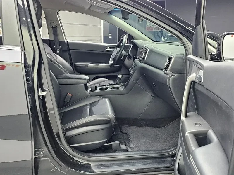 Kia Sportage 4Th Generation Diesel 1.7 2Wd Noblesse, снимка 11 - Автомобили и джипове - 54967862
