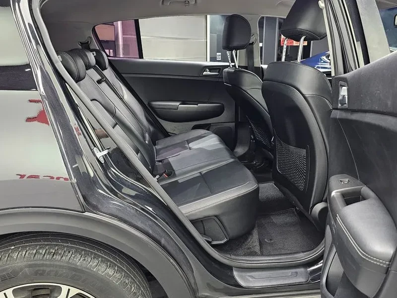 Kia Sportage 4Th Generation Diesel 1.7 2Wd Noblesse, снимка 12 - Автомобили и джипове - 54967862