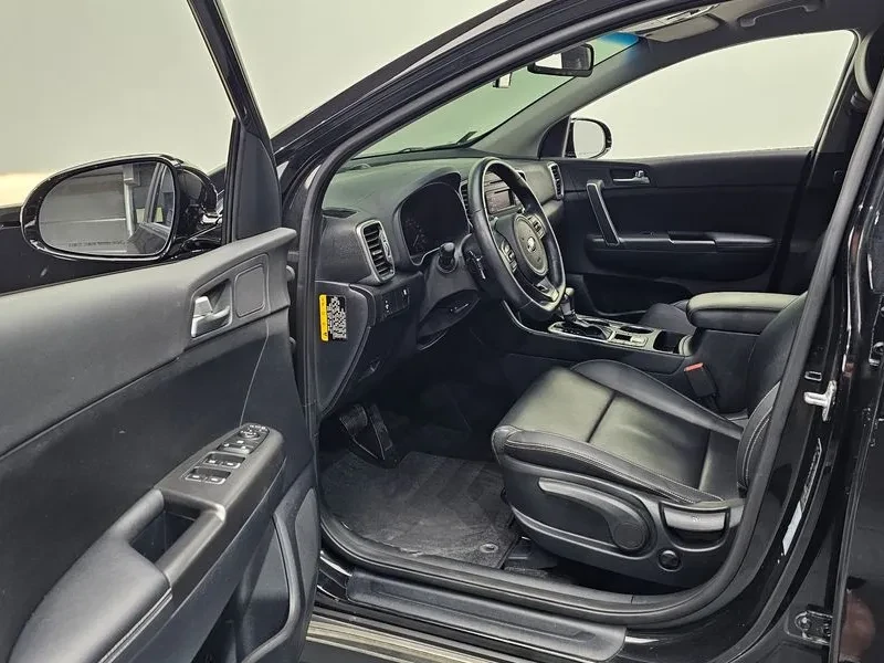 Kia Sportage 4Th Generation Diesel 1.7 2Wd Noblesse, снимка 10 - Автомобили и джипове - 54967862