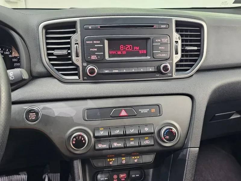 Kia Sportage 4Th Generation Diesel 1.7 2Wd Noblesse, снимка 14 - Автомобили и джипове - 54967862
