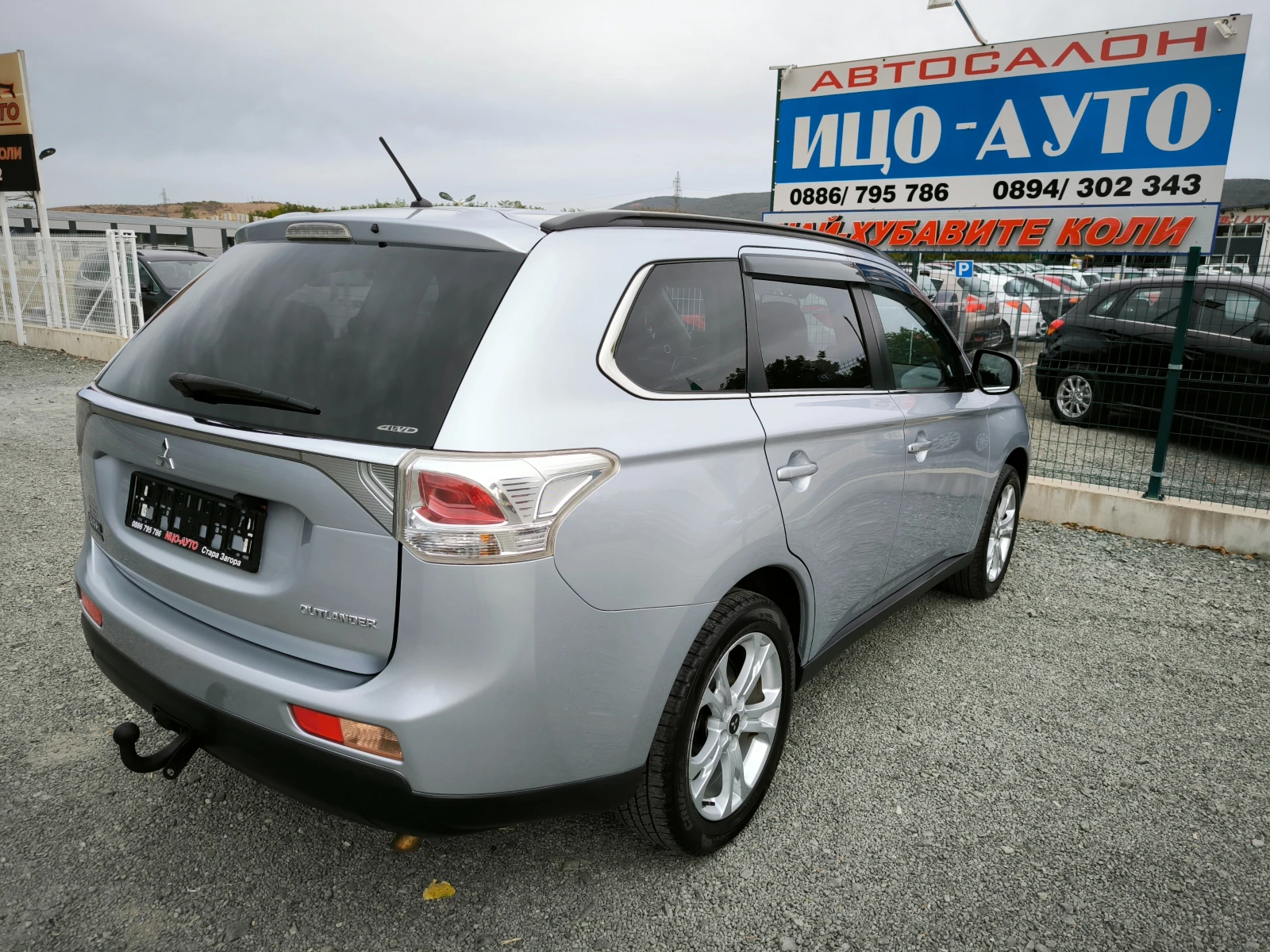 Mitsubishi Outlander 2, 2-150к.с.4Х4, 6 скор, 7 места, НАВИ, КАМЕРА-10% - изображение 6