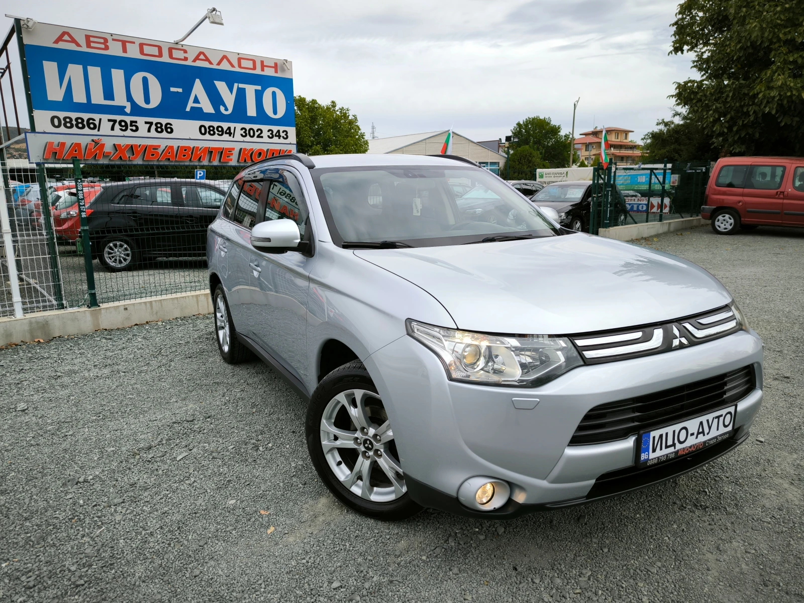 Mitsubishi Outlander 2, 2-150к.с.4Х4, 6 скор, 7 места, НАВИ, КАМЕРА-10% - изображение 8