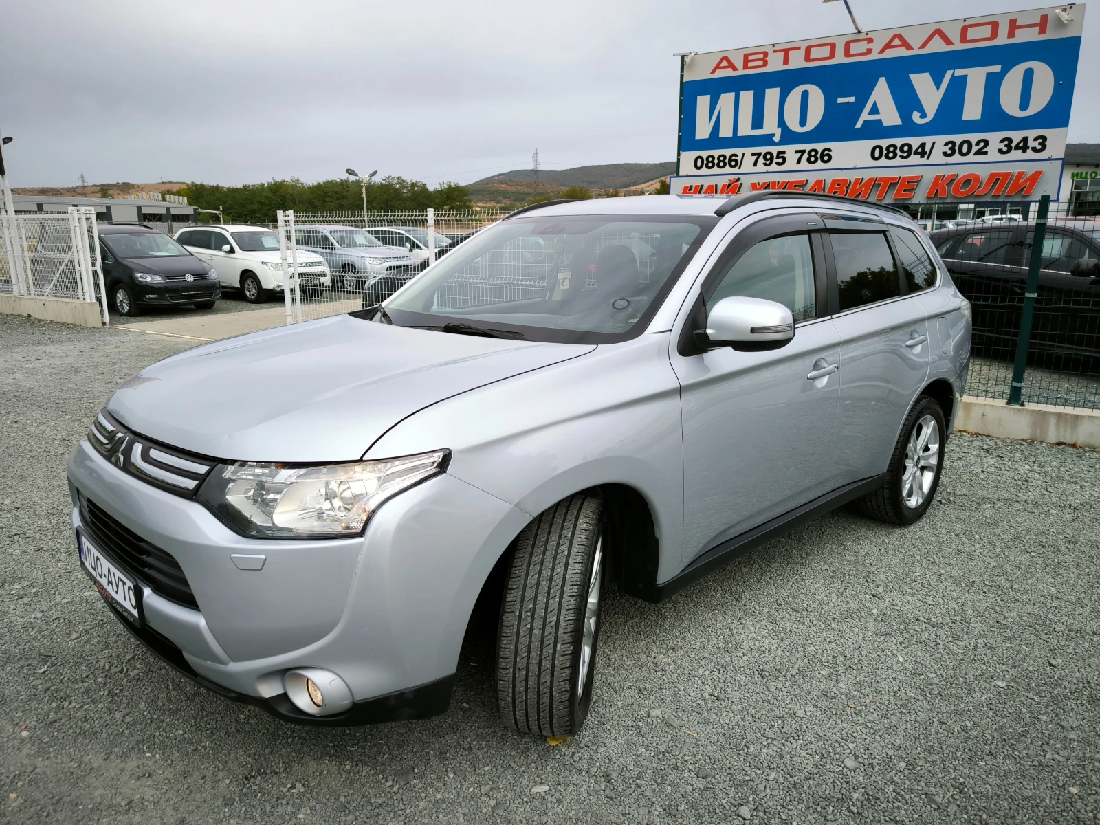 Mitsubishi Outlander 2, 2-150к.с.4Х4, 6 скор, 7 места, НАВИ, КАМЕРА-10% - изображение 2