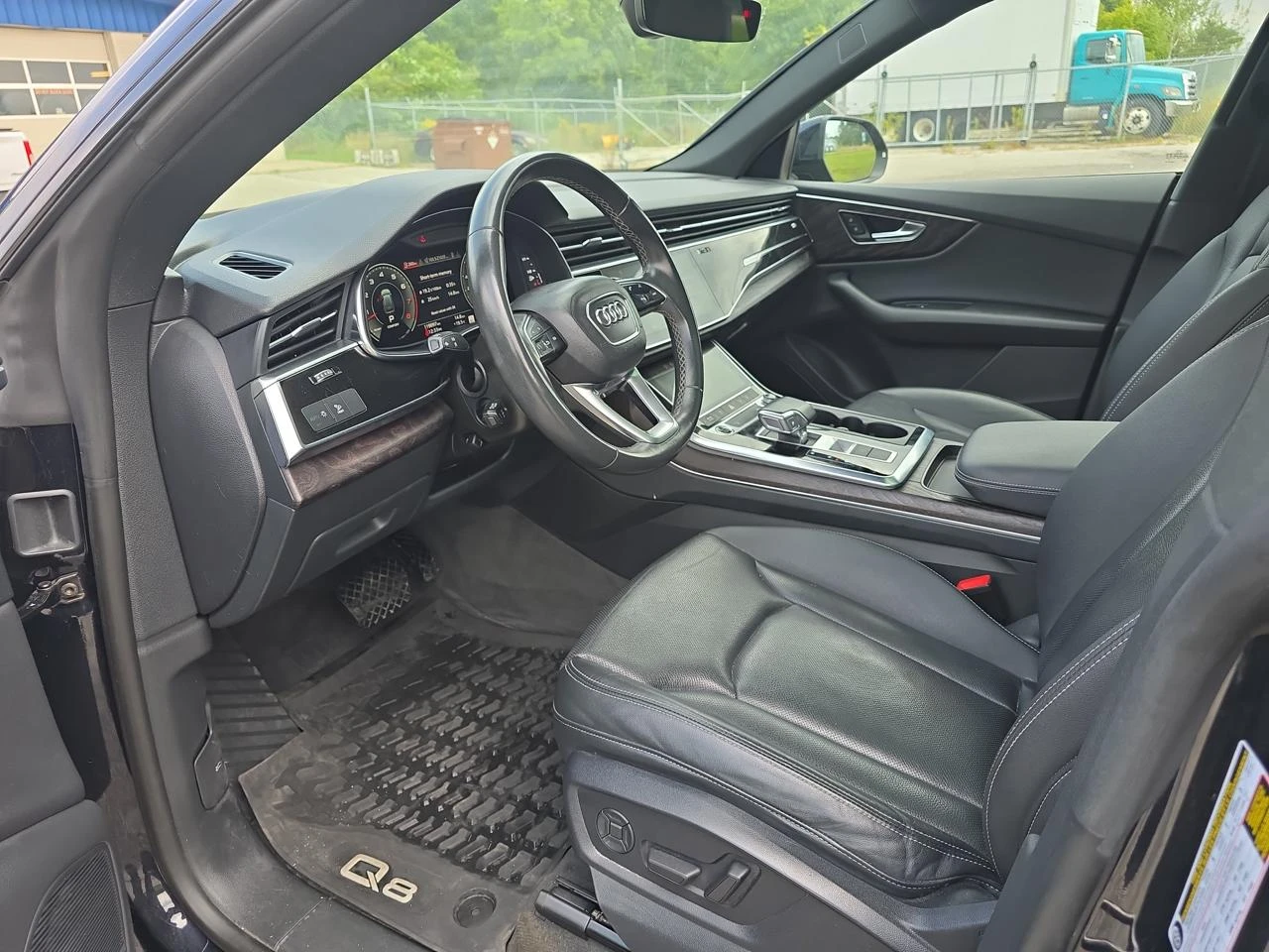 Audi Q8 Progressiv* Авто финансиране* Карфакс - изображение 5