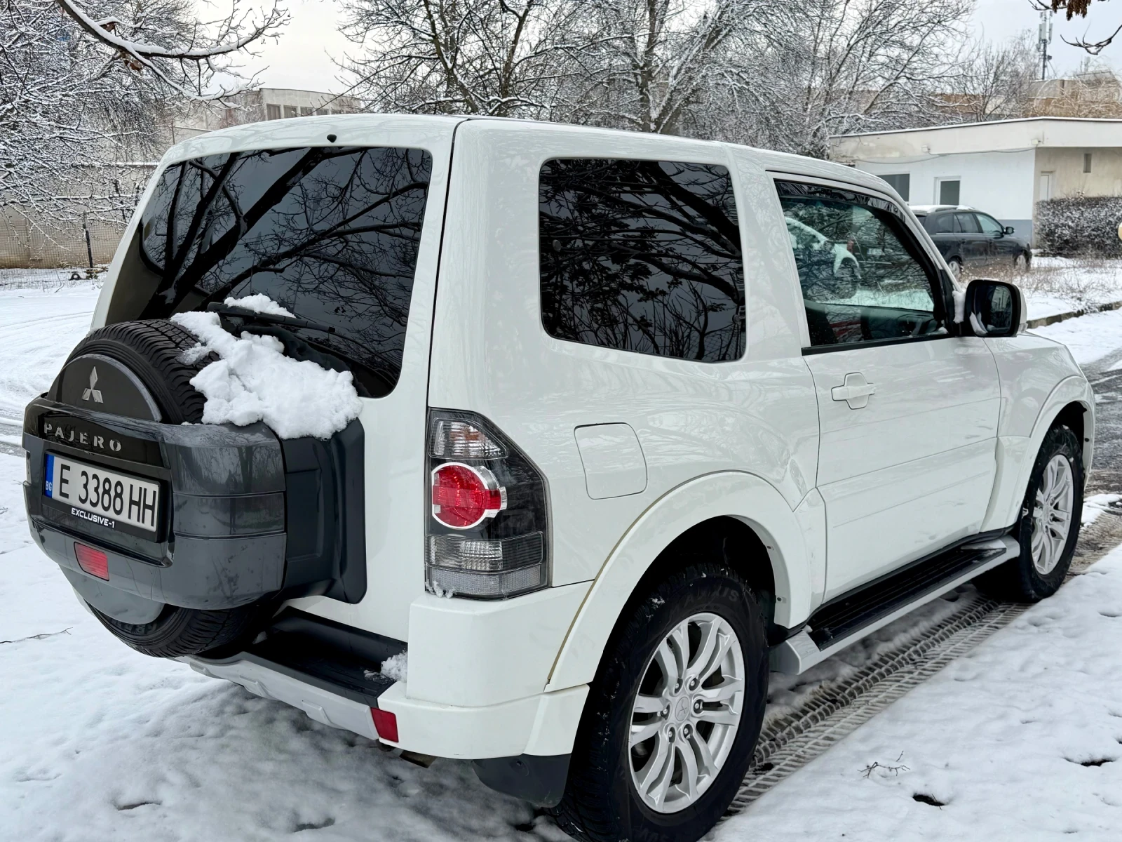 Mitsubishi Pajero 3.2 DI-D EVRO 6 - изображение 7