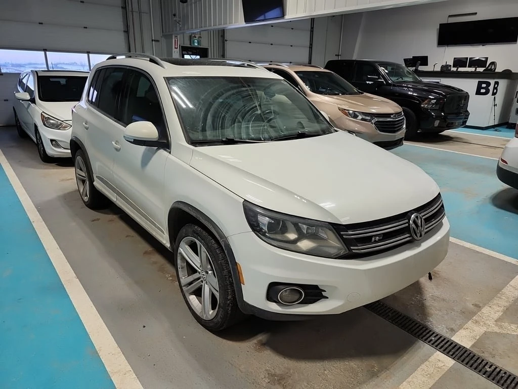 VW Tiguan HIGHLINE * Memory * Heated Seats - изображение 2