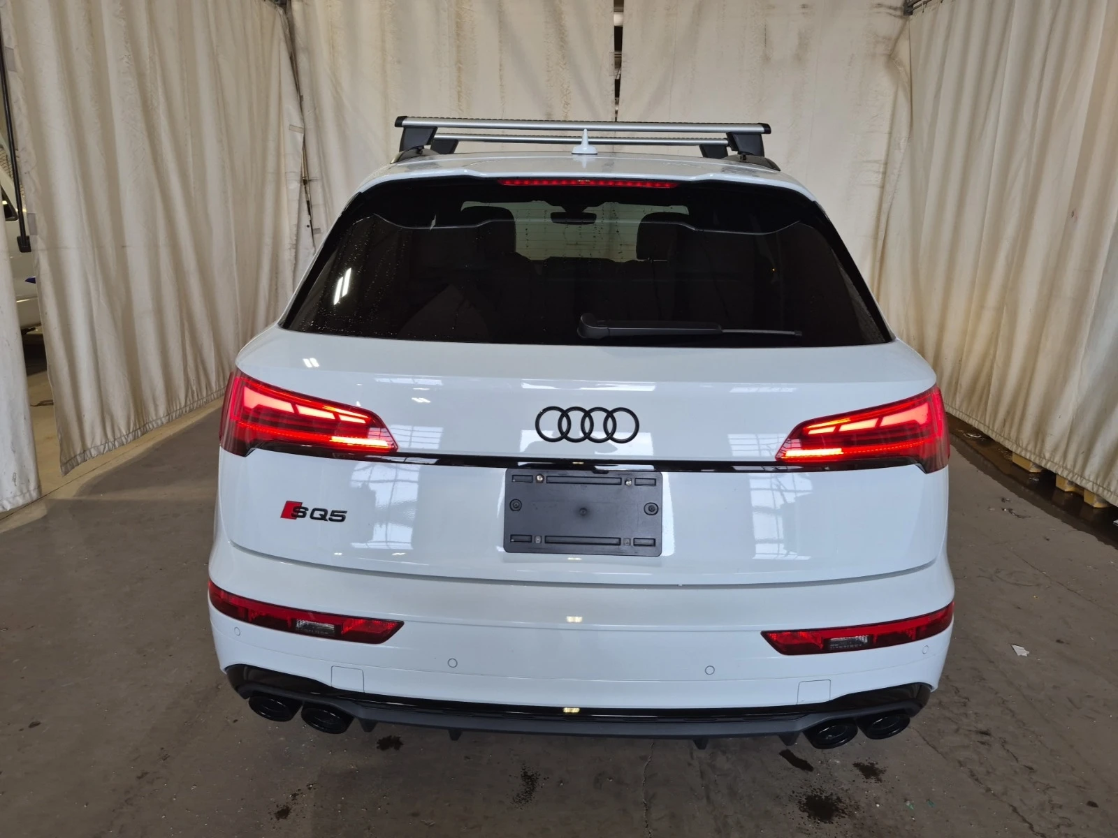 Audi SQ5 TECHNIK * * CARFAX * * АВТО КРЕДИТ * *  - изображение 5