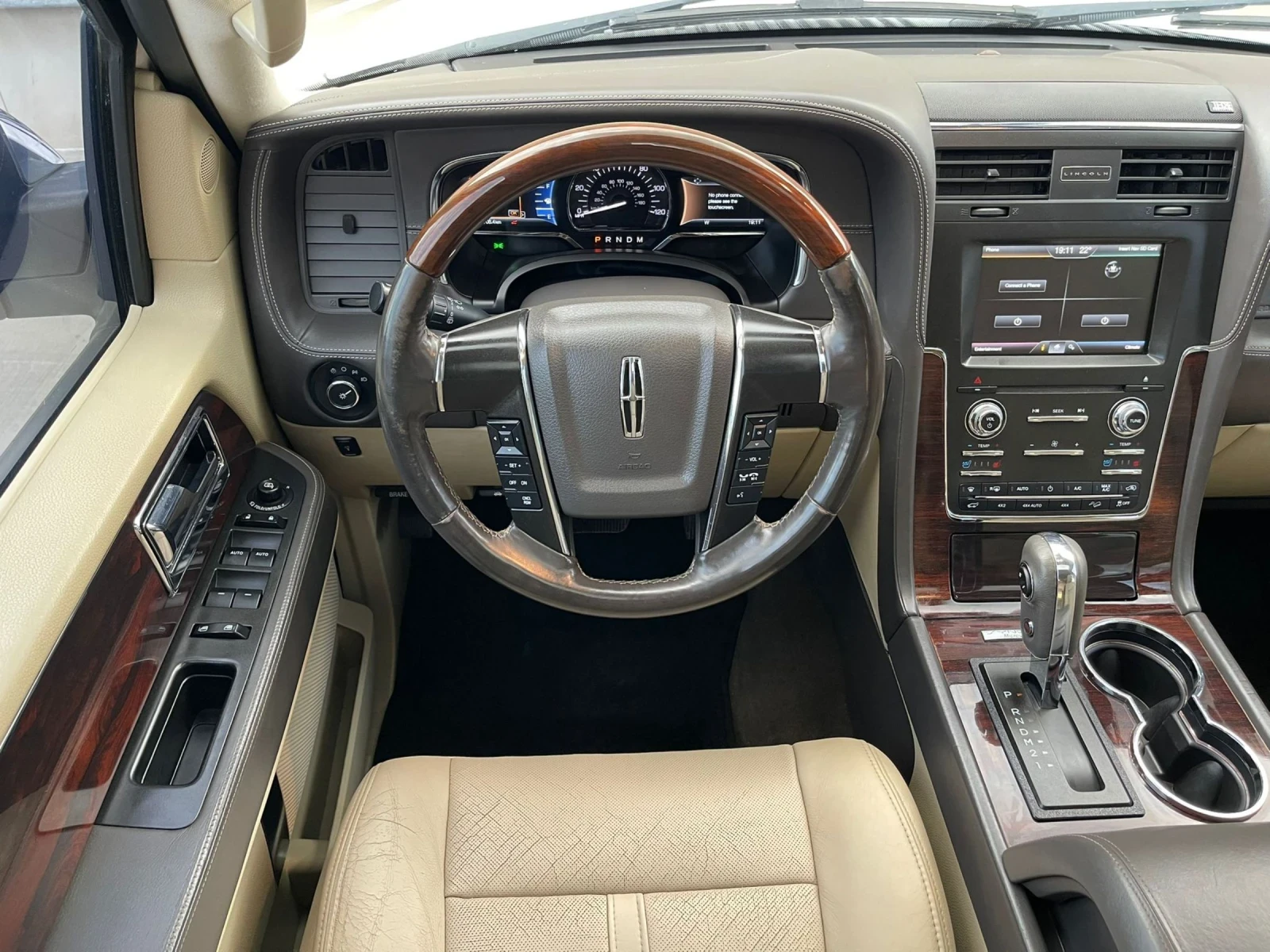 Lincoln Navigator L 3.5 4X4 6+ 1 БАРТЕР/ЛИЗИНГ , снимка 16 - Автомобили и джипове - 54372333