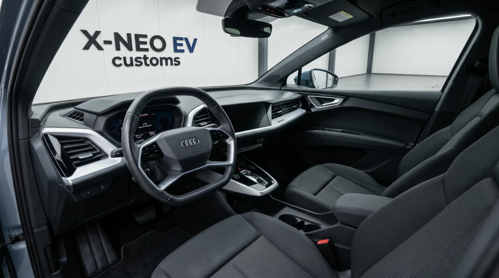 Audi Q4 E-Tron40/82 KwH/Гаранция/Лиз./SOH 93.3%/Обслужен, снимка 6 - Автомобили и джипове - 54667587