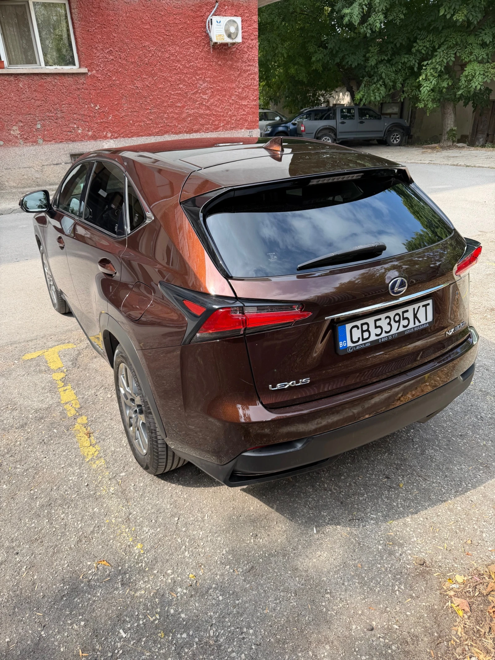 Lexus NX 300h, снимка 5 - Автомобили и джипове - 55894225